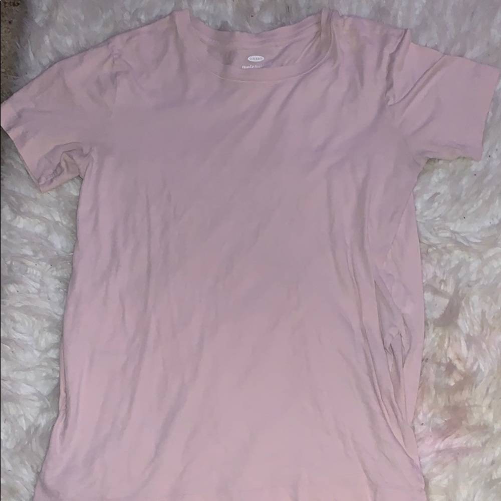 pink tee
